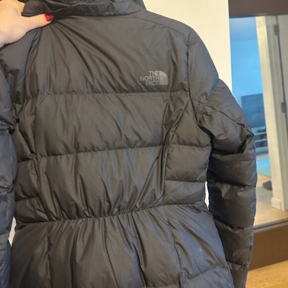 Black North Face Puffer - Picture 4 of 5